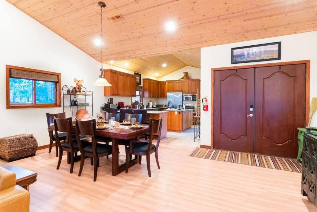 Lake Time Villa New Luxury With Hot Tub Big Bear Lake Exterior photo